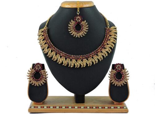 Generic Women’s Alloy Necklace set (Maroon)