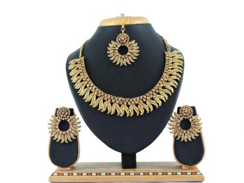 Generic Women’s Alloy Necklace set (Gold)