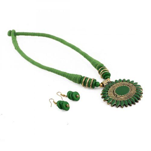 Generic Women’s Green Color Designer Tibetan Style Fashion Necklace Set (Color: Green)