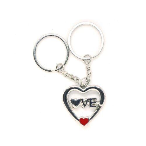 Love Heartin Couple Metal Magnet Keychain (Color: Assorted)