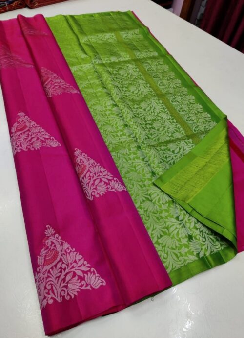 Women’s Borderless Kanjivaram Silk Sarees With Unstitched Blouse (Pink)