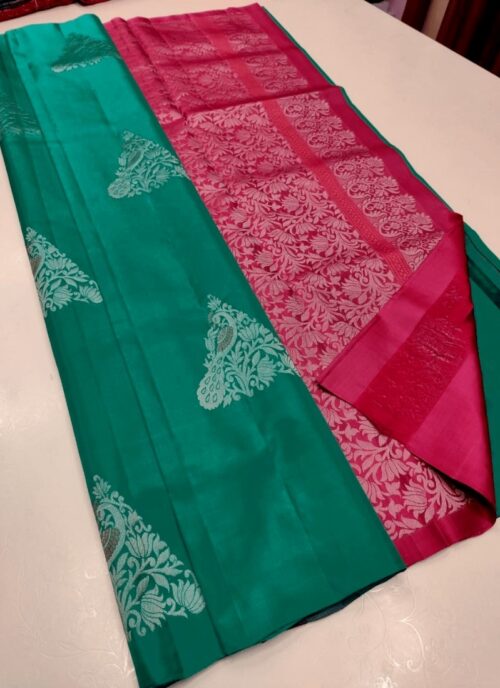 Women’s Borderless Kanjivaram Silk Sarees With Unstitched Blouse (Sea Green)